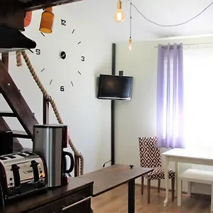 Privoffice4u Viking - Old Town, Main Square, Train Station Apartamento