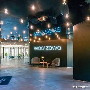 https://renaissance-warsaw-airport-hotel.warsawhotelspoland.com