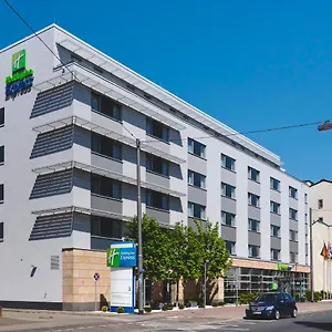 ellenőrizze a rendelkezésre állást